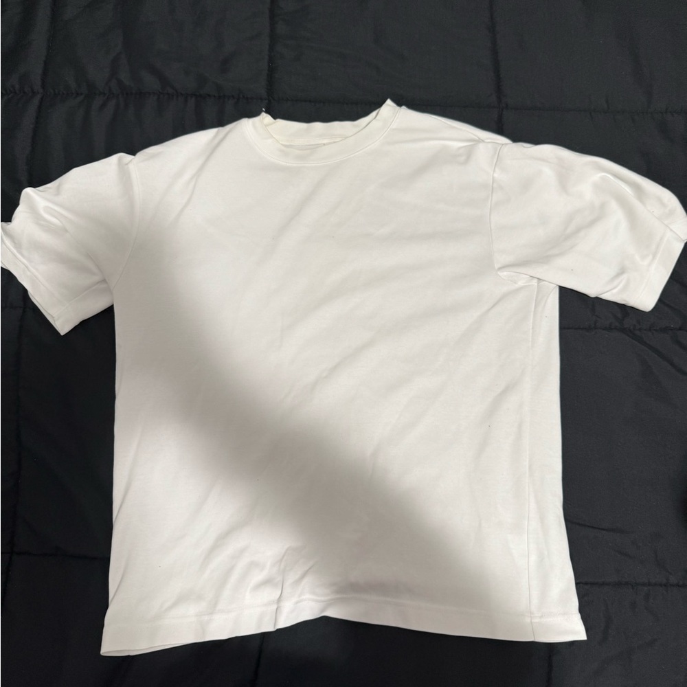 UNIQLO • T-SHIRTS